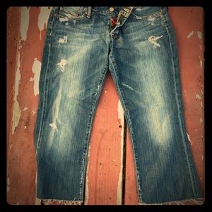 Distressed Cropped Lucky Brand Jeans